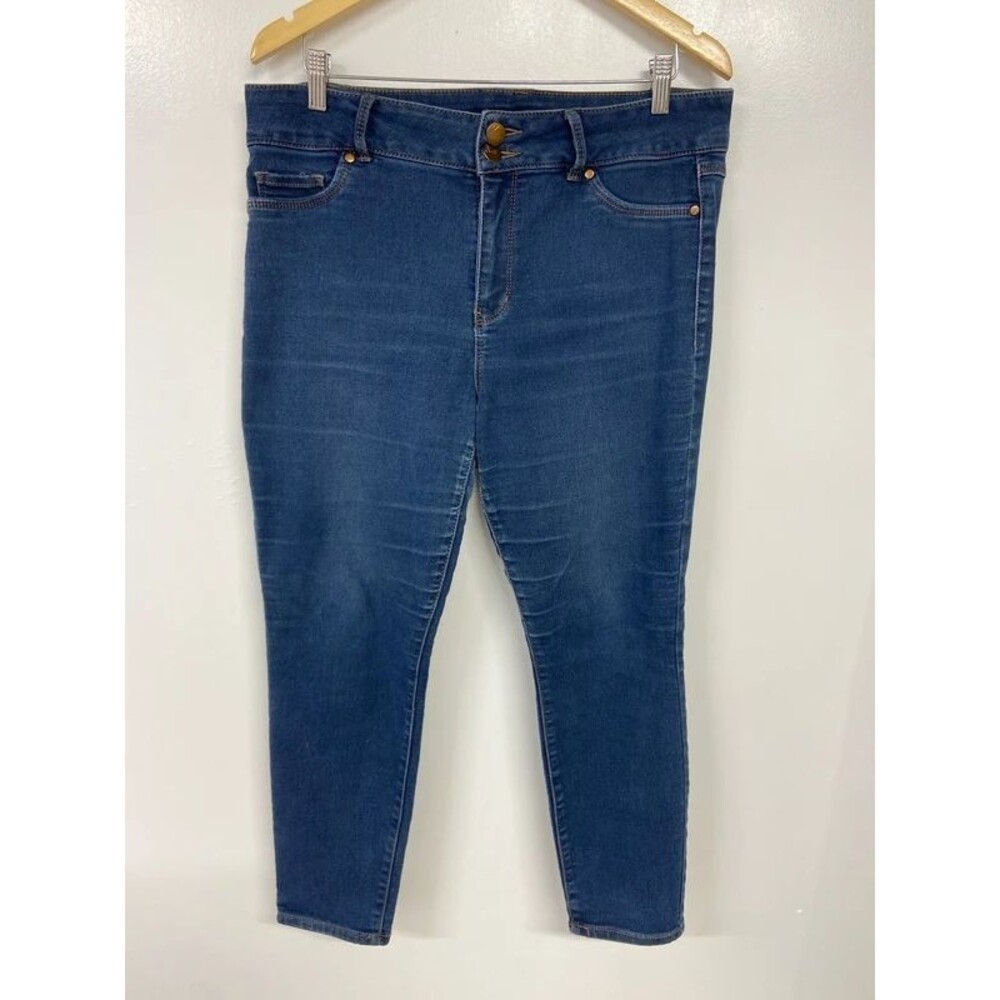 d. Jeans Skinny Stretch Size 16W